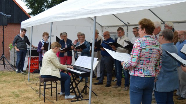 Gezamenlijke afsluiting muzikale Dorpshoes gebruikers (woensdag 10 juli 2019)